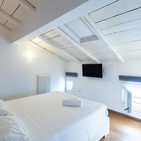 Apartament Asinelli, By Short Holidays