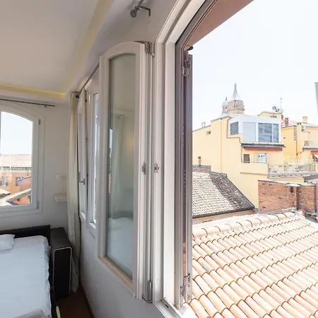 Asinelli, By Short Holidays شقة *