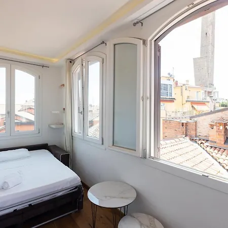 Asinelli, By Short Holidays Apartman Bologna