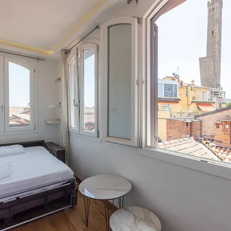 Asinelli, By Short Holidays *