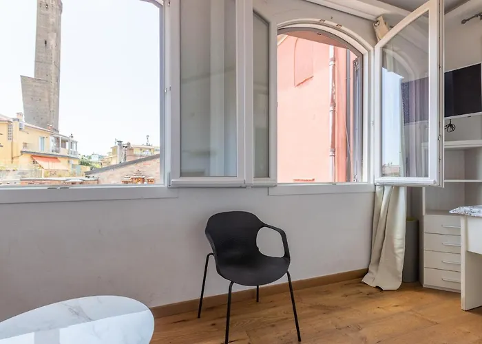 Asinelli, By Short Holidays Apartmán *