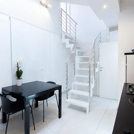 Apartment Asinelli, By Short Holidays *